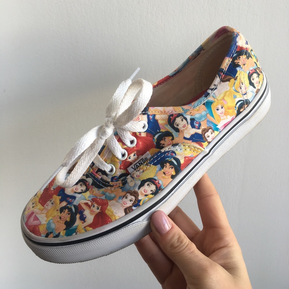 Disney x Vans Tennis Shoe Sneakers Womens 4 35 EUR